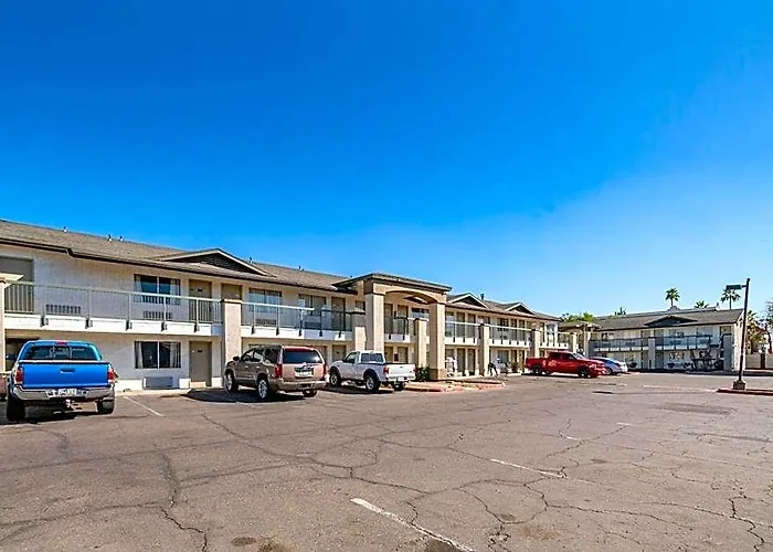 Rising Hotel Phoenix