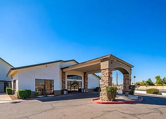 Rising Hotel Phoenix